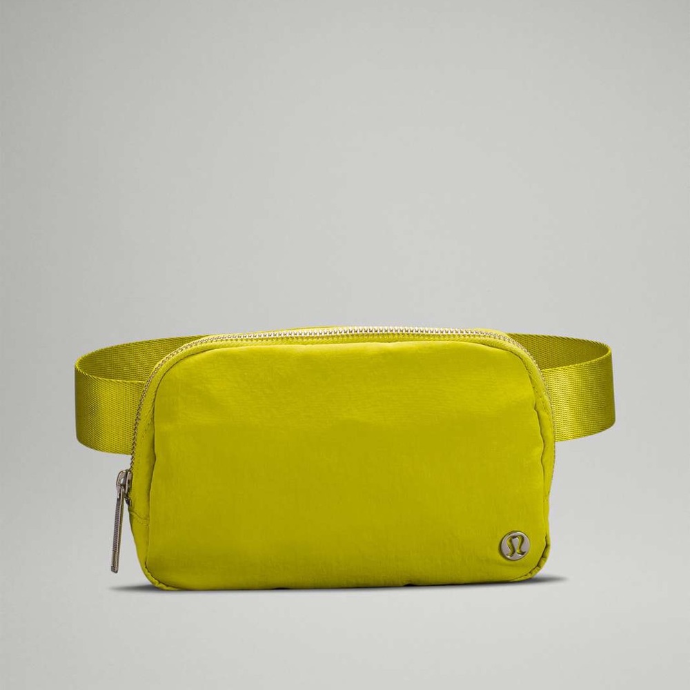 Lululemon everywhere belt bag 1L - Yellow Serpentine
